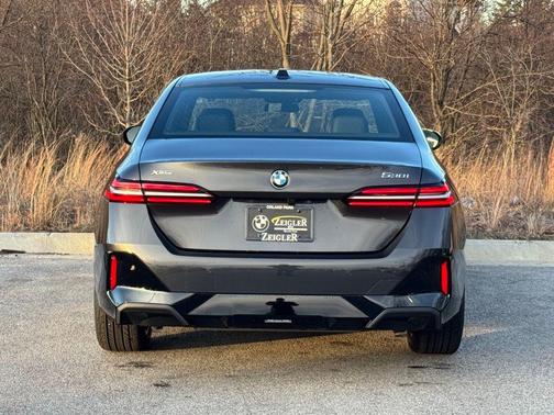 2026 BMW 530 i xDrive