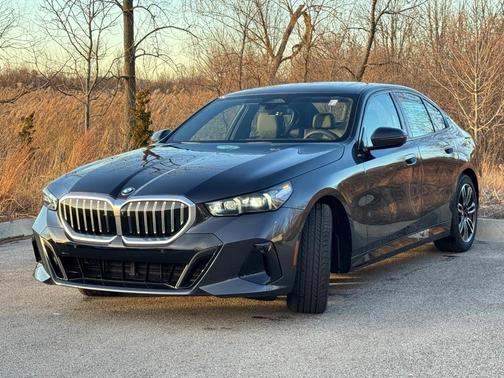 2026 BMW 530 i xDrive