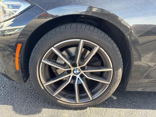 2021 BMW 330 i xDrive