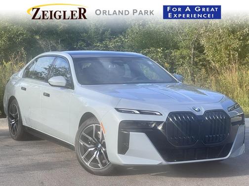 2026 BMW 740 i xDrive