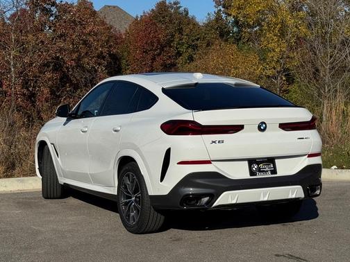 2026 BMW X6 xDrive40i