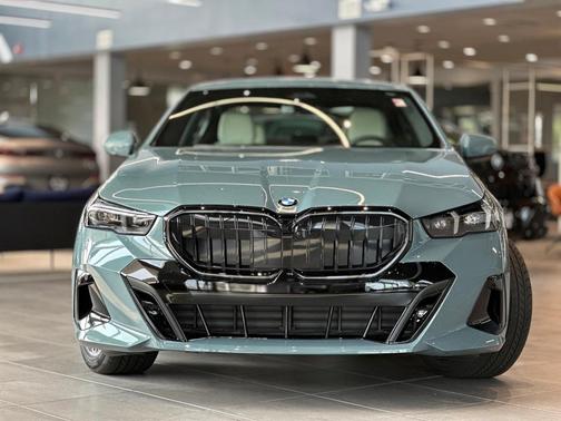 2024 BMW 530 i xDrive