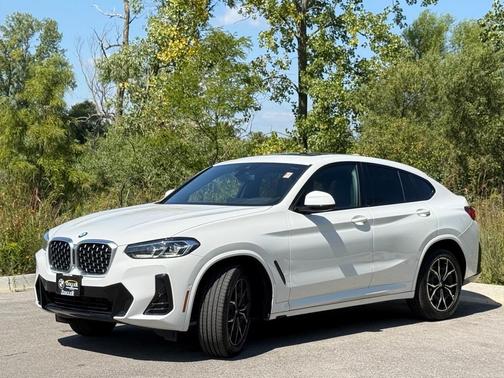 2025 BMW X4 xDrive30i