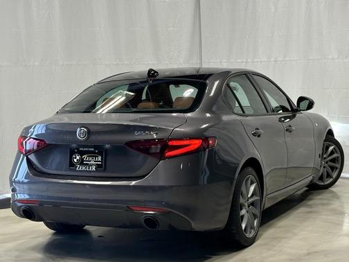 2022 Alfa Romeo Giulia Ti