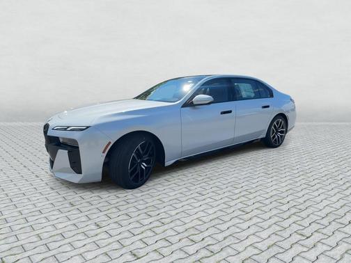 Mineral White Metallic 2026 BMW 760 760i xDrive