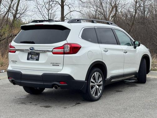 Crystal White Pearl 2020 Subaru Ascent Touring 7-Passenger