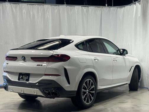 2026 BMW X6 M60i