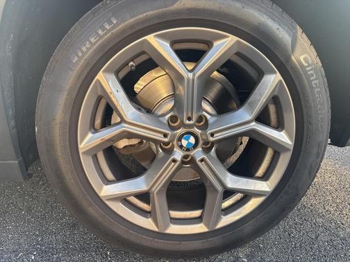 2024 BMW X4 xDrive30i