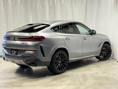2024 BMW X6 M60i