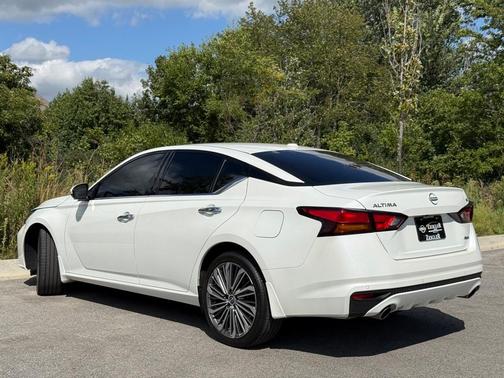 2024 Nissan Altima 2.5 SL