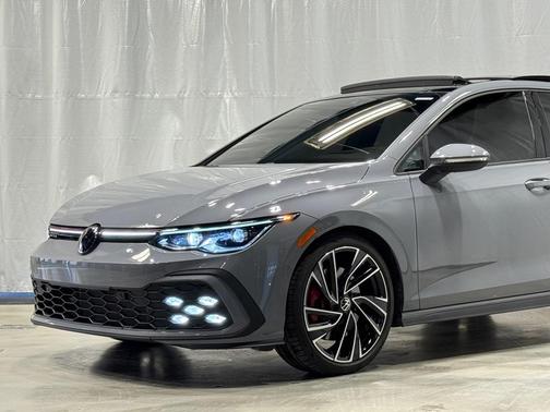 2024 Volkswagen Golf GTI 2.0T Autobahn