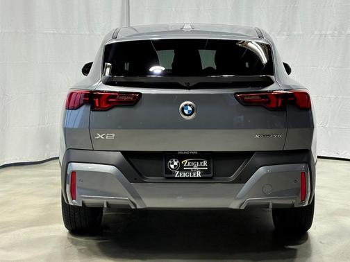 2025 BMW X2 xDrive28i