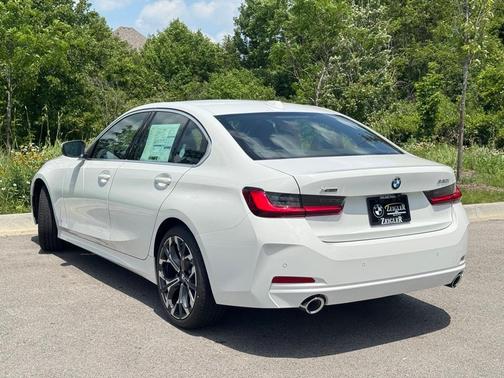 2025 BMW 330 i xDrive