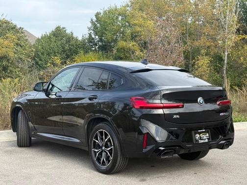 2022 BMW X4 M40i