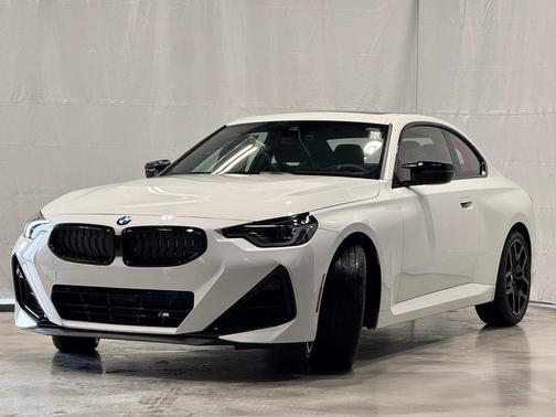 2026 BMW M240 i xDrive