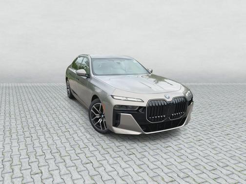 Gray Metallic 2026 BMW 760 760i xDrive
