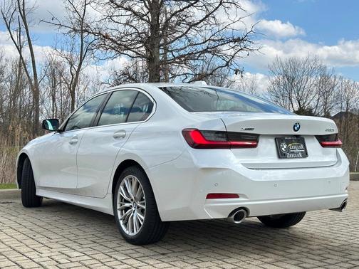 2024 BMW 330 i xDrive