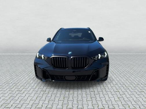 Carbon Black Metallic 2026 BMW X5 PHEV xDrive50e