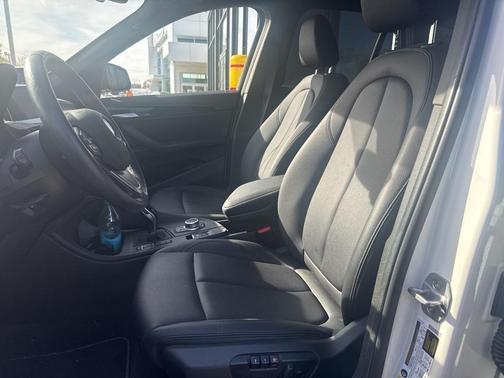 2021 BMW X1 sDrive28i