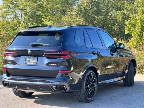 2026 BMW X5 M60i