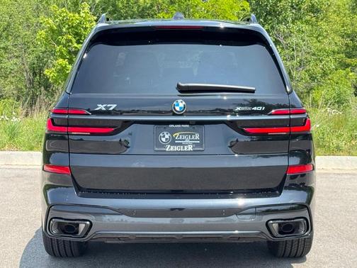 2026 BMW X7 xDrive40i