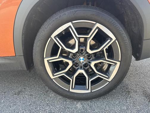 2025 BMW X2 xDrive28i