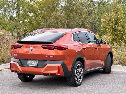2025 BMW X2 xDrive28i