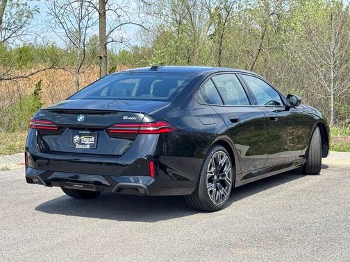 Black Sapphire Metallic 2026 BMW 540 i xDrive