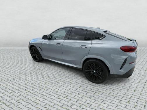 Brooklyn Gray Metallic 2024 BMW X6 M60i