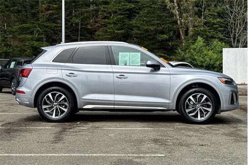 2023 Audi Q5 45 S line Premium Plus