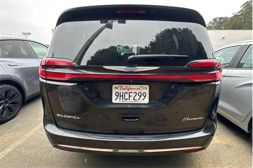 2021 Chrysler Pacifica Hybrid Touring L