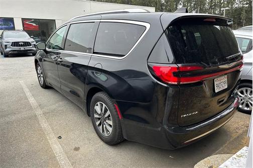 2021 Chrysler Pacifica Hybrid Touring L