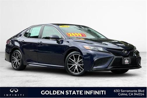 2022 Toyota Camry SE