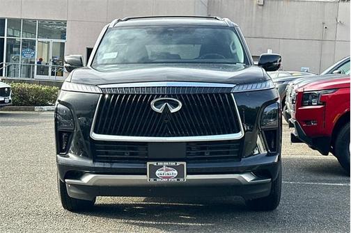 2025 INFINITI QX80 PURE