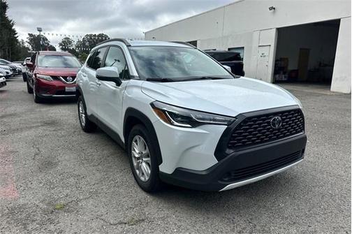 2022 Toyota Corolla Cross LE