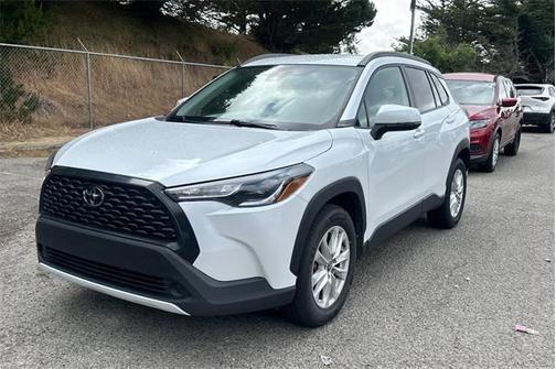 2022 Toyota Corolla Cross LE