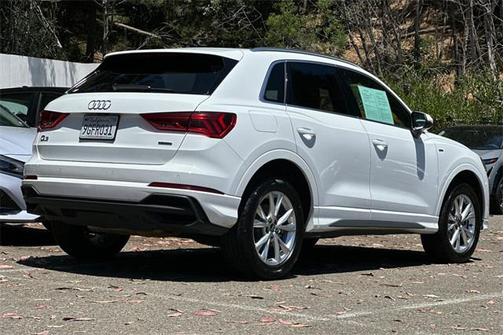 2023 Audi Q3 Premium 45 TFSI S line quattro Tiptronic