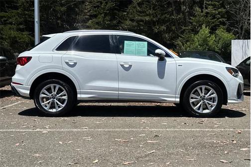 2023 Audi Q3 Premium 45 TFSI S line quattro Tiptronic