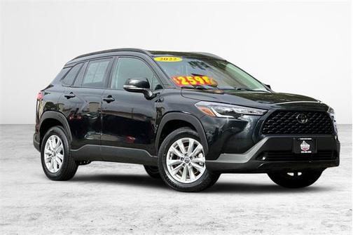 2022 Toyota Corolla Cross LE