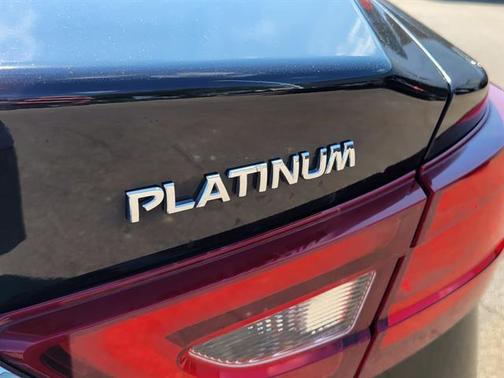 Black 2016 Nissan Maxima 3.5 Platinum