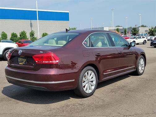 2012 Volkswagen Passat 2.5 SEL