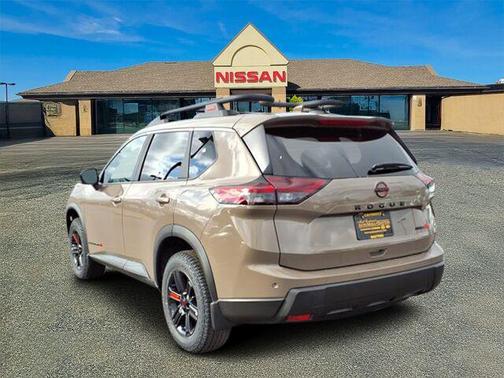 2025 Nissan Rogue Rock Creek