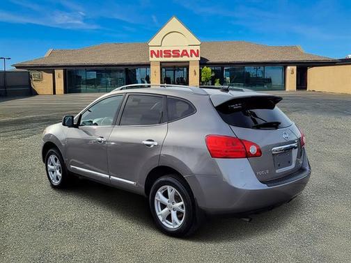 2011 Nissan Rogue SV