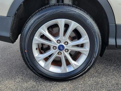 White Gold 2017 Ford Escape S