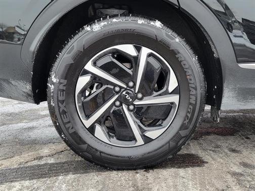 2025 Kia Sportage Hybrid LX