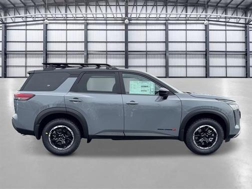 Boulder Gray Metallic 2026 Nissan Pathfinder Rock Creek