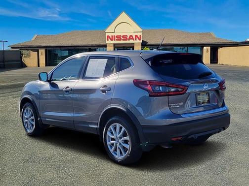 2020 Nissan Rogue Sport S