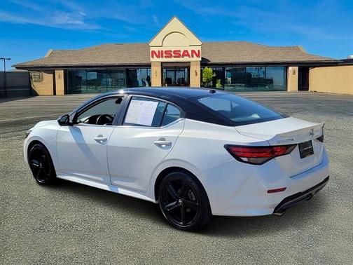 White 2023 Nissan Sentra SR