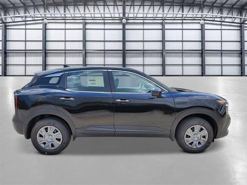 Super Black 2026 Nissan Kicks S