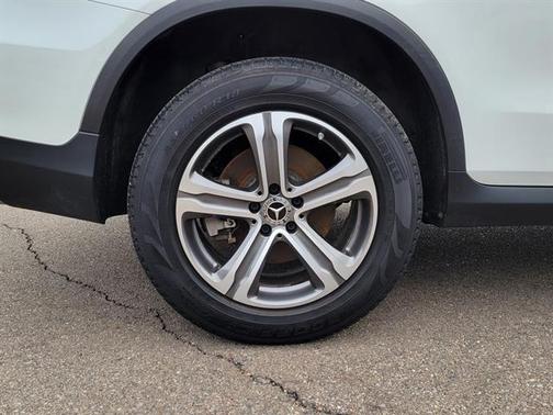 2019 Mercedes-Benz GLC 300 Base 4MATIC